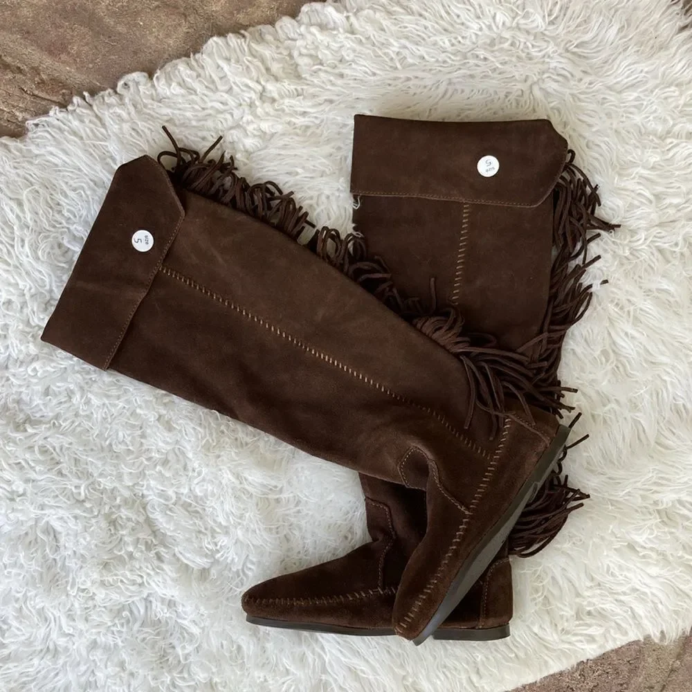 New Minnetonka Tall Leather Suede Brown Fringe Tall Moccasin Boots Size 5
